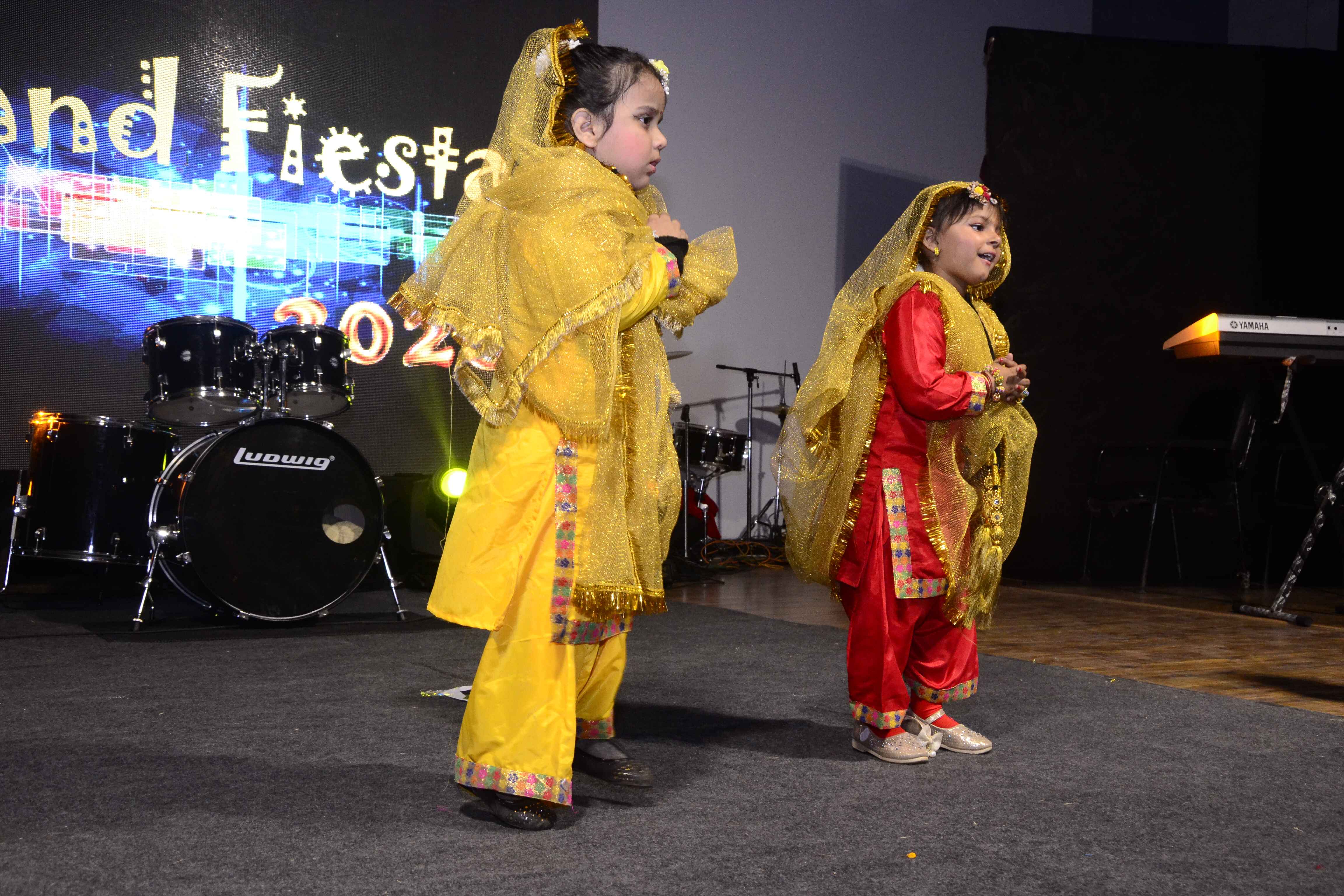 Grand Fiesta — I-Serve Khushion Ke Pal